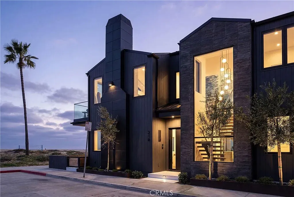 Newport Beach Oceanfront Residence